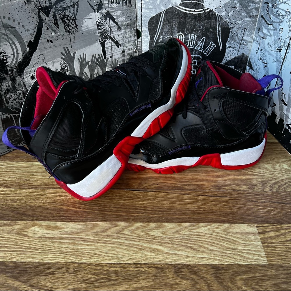 AirJordan Jumpman Two Trey Sneakers D01925-001